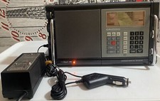 GRUNDIG SATELLIT 700 CON PLEXIGLASS E ALIMENTATORE ORIGINALE.