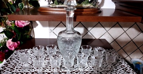 Servizio liquore degli anni - servizio,