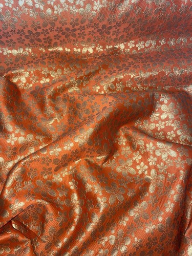 Tessuto jacquard broccato