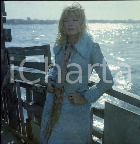 1975 monica vitti ritratto - 1975,