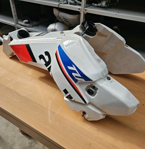Serbatoio aprilia tuareg 660 - aprilia,