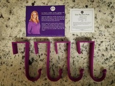 JOY Mangano Huggable Hooks 8