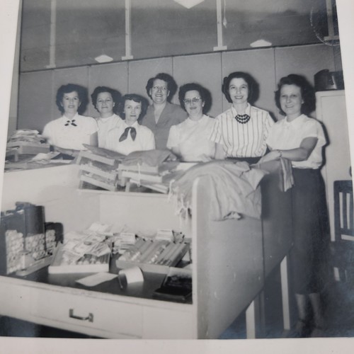 Photo midwest smiling women - photo,