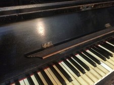VENDO Pianoforte verticale