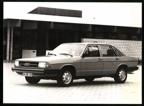 Fotografia auto audi 100 - fotografia,