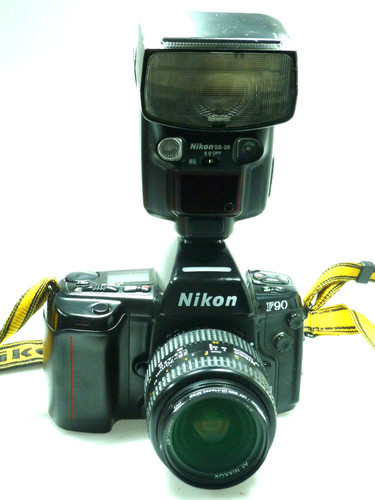 Nikon con zoom nikkor - 90,