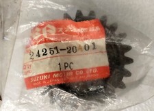 INGRANAGGIO 5° MARCIA SUZUKI RG 500 GAMMA (G-H) 1986/87 / GEAR 5th DRIVE (NT 22)