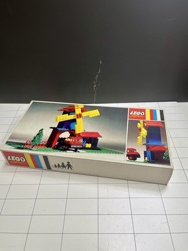 Lego 352 windmill - 352, lorry
