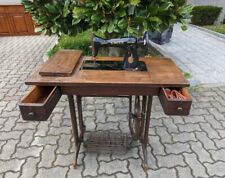 MACCHINA DA CUCIRE  A PEDALE SINGER CON MOBILE