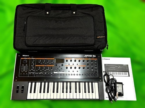 Roland jupiter - roland, jupiter-xm