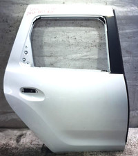 SPORTELLO / PORTIERA POSTERIORE DESTRA DACIA DUSTER BIANCA 2023 RICAMBI USATI