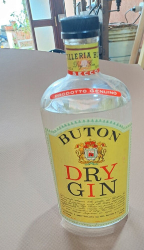 Buton dry gin liquore