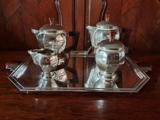 Servizio da tè/caffè, metallo argento, art deco. XX°.