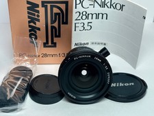 Nikon PC-NIKKOR 28mm F3.5 con