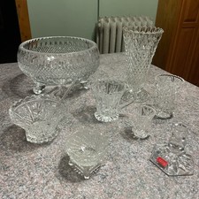 Lotto di 9 piatti e ciotole