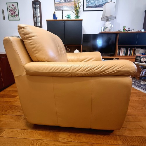 Poltrona vera pelle beige