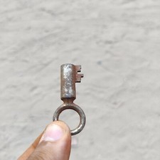 1920s Vintage Lucchetto Chiave