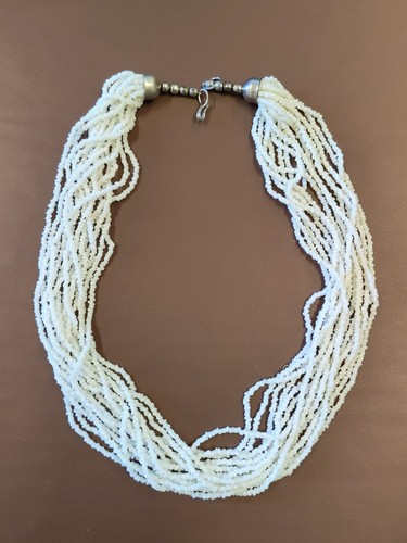 Collana vintage multifilo con