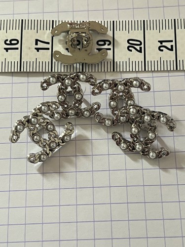 Boutons chanel vintage - boutons,