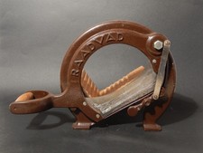 VINTAGE ICONICA AFFETTA TAGLIA