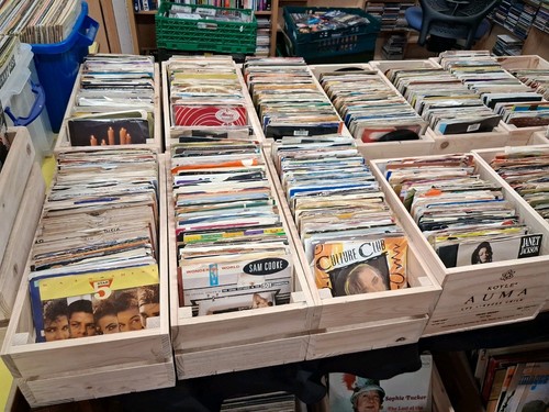 1000 plus joblot vinyl - plus,