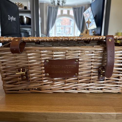 Alfred button hamper - alfred, co