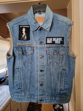 Gilet vintage anni 80-90 Levis denim taglio rocce e rotoli toppe taglia 42