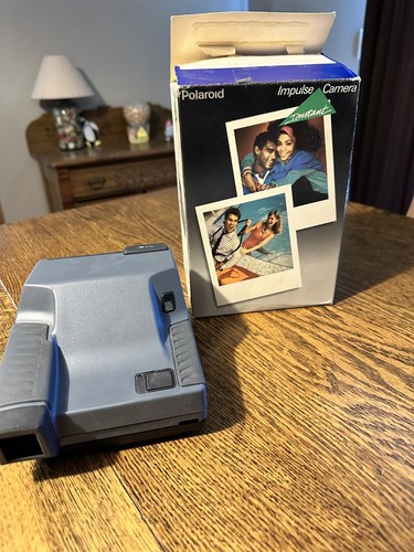 Vtg polaroid instant camera - instant,