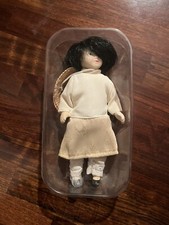 Bambola Di Porcellana Collezione Dal Mondo Fabbri Editori