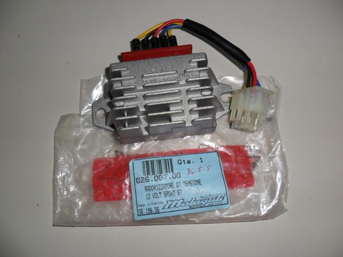 Regolatore tensione - regolatore,
