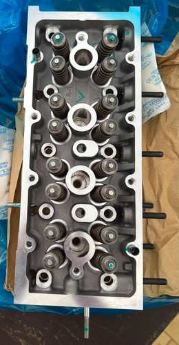 Testata completa con - testata,