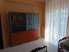 Libreria in legno ciliegio per soggiorno o ufficio