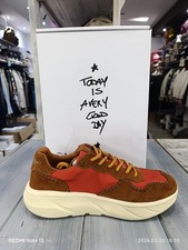 LIVE shoes FIRST BASE brick