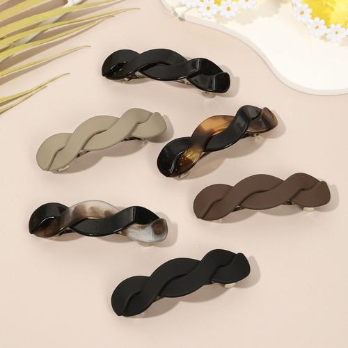 Fermaglio per capelli ritorto