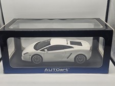 Lamborghini Gallardo LP560-4 Bianco 1:18 AutoArt In Box