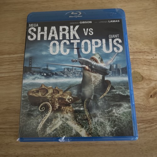 Mega shark giant octopus - mega, vs.