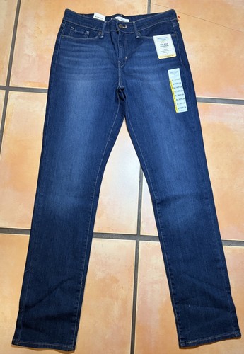 Jeans dritti nuovi con