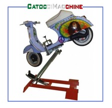 SOLLEVATORE PER VESPA