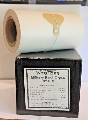 Wurlitzer style 125 band - style,