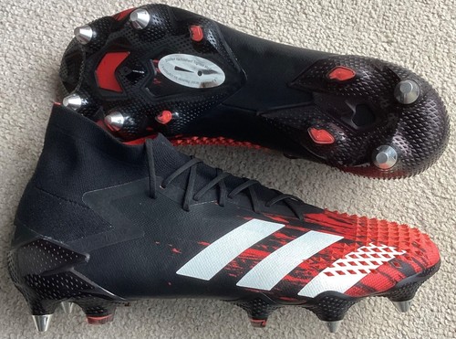 Nuove scarpe calcio - nuove,