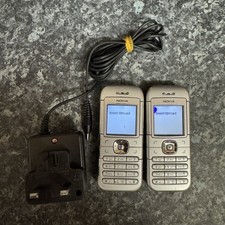 X2 Nokia 6030 RM-225 telefono