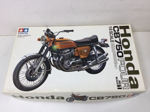 Tamiya honda dream cb750 - dream,