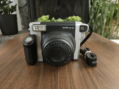 Fujifilm instax wide 300 - wide,