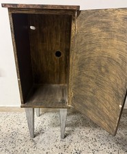Mobile stereo in legno