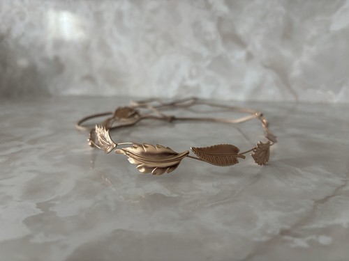 Avigail adam corona foglia oro - corona,