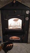 FORNO A LEGNA DA INTERNO  ED ESTERNO PER PIZZE  LASAGNE CARNI E PESCE 