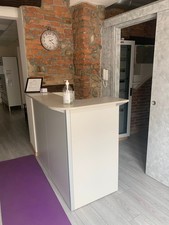 Teko Reception angolare L.159 x P. 79,3 x H.118, con scrivania 140 x 60