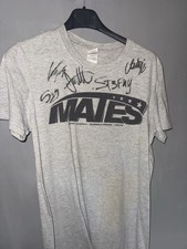 maglietta MATES Ex Gruppo Famoso Con Più Firma Di Sabrigamer