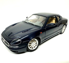 ✅Voiture 1/18 Burago