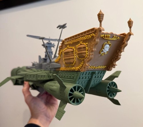 Nuovo space pirate - space,